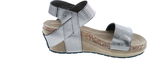 Pierre Dumas Women Low Wedge Chantal 02