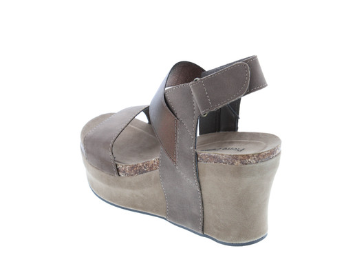 Pierre Dumas Hester-13 Women's Strappy Rounded-Toe Wedge Sandals