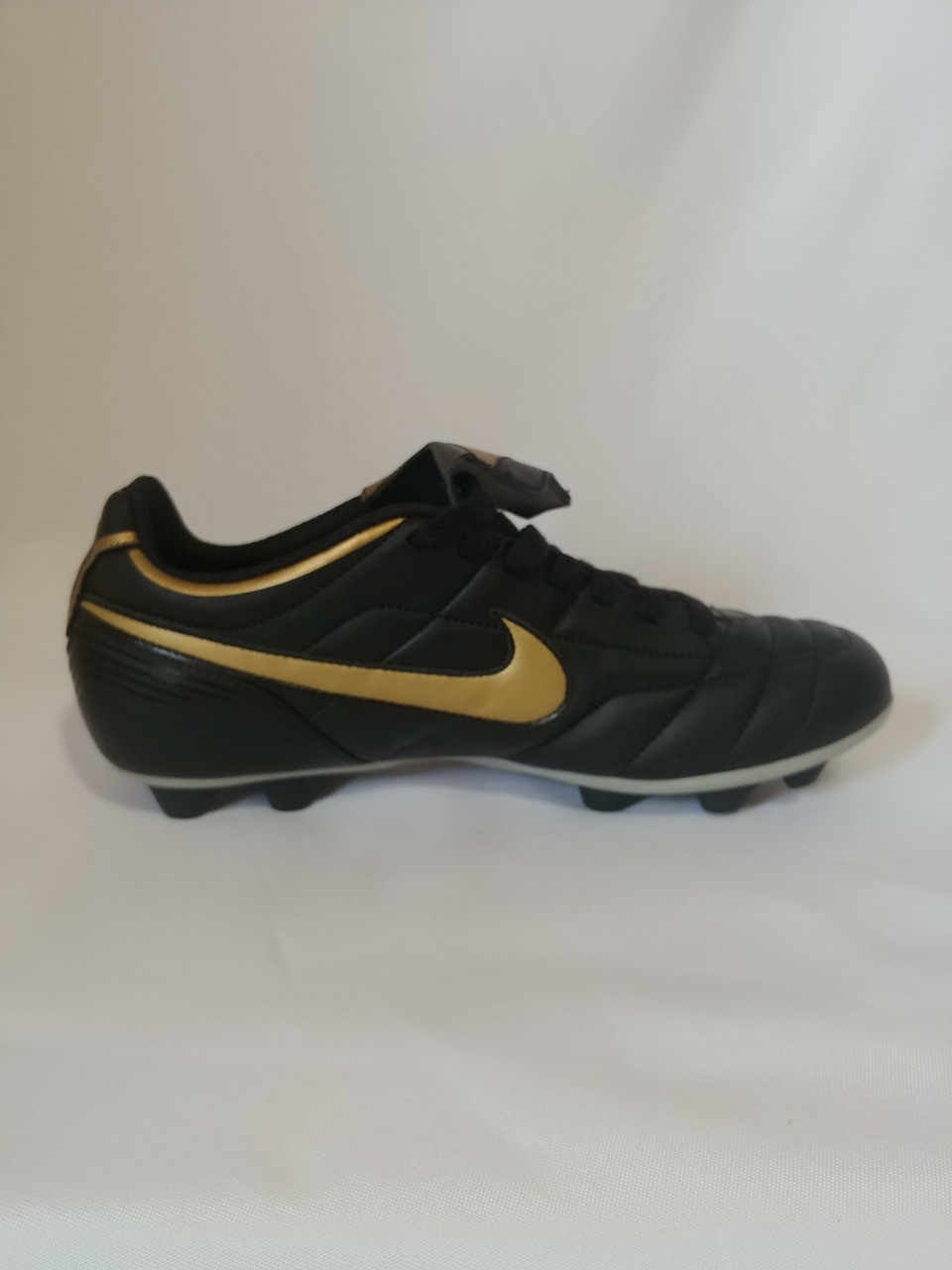 Nike Mens TIEMPO NATURAL VT Soccer Cleats Black/Gold Size - Corp.