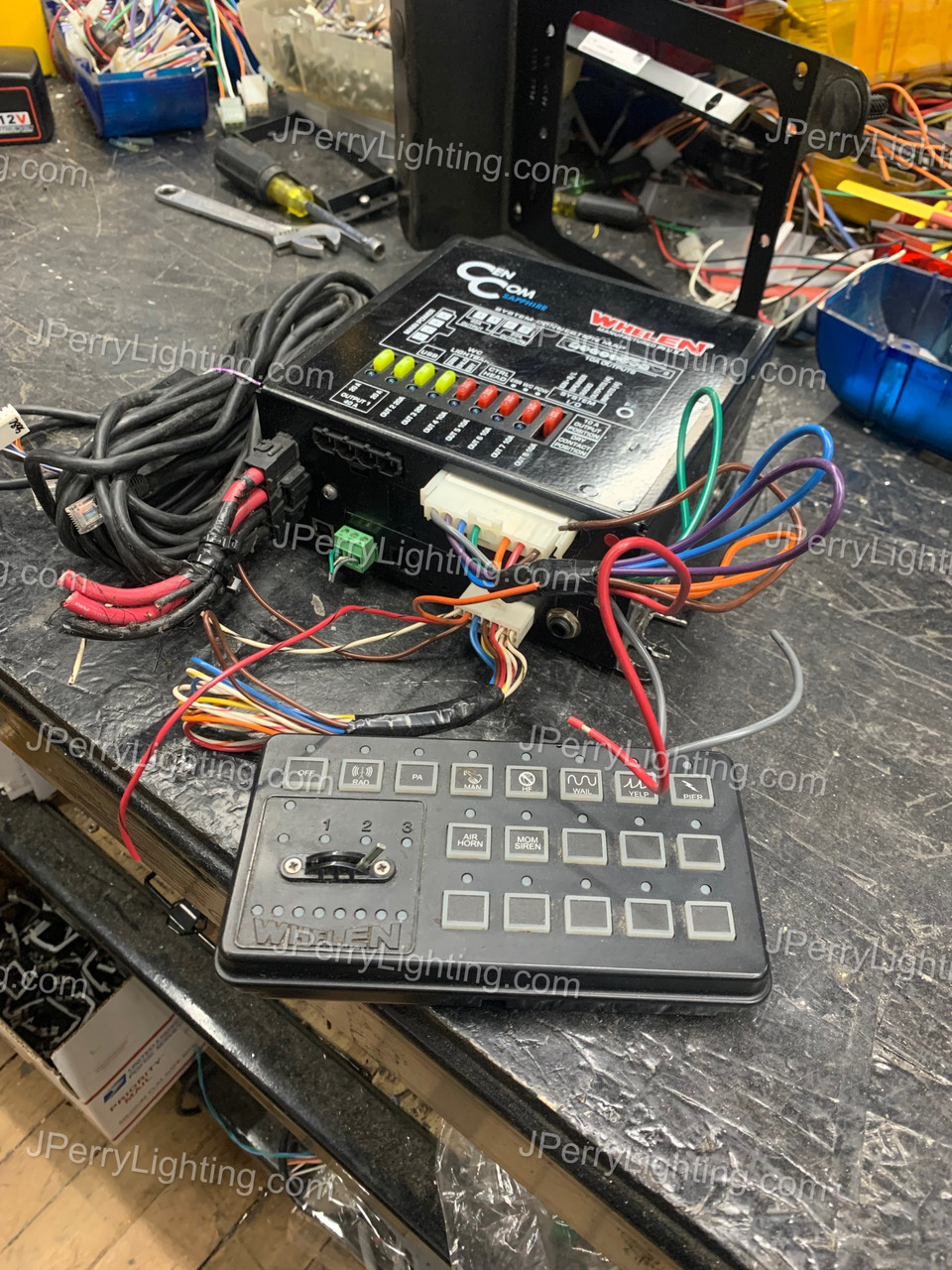 Whelen Cencom SAPPHIRE CCSRN3 18&Slide