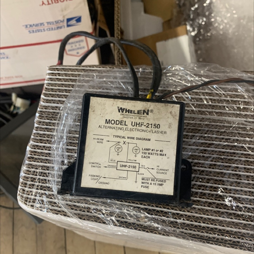 UHF2150 Headlight flasher