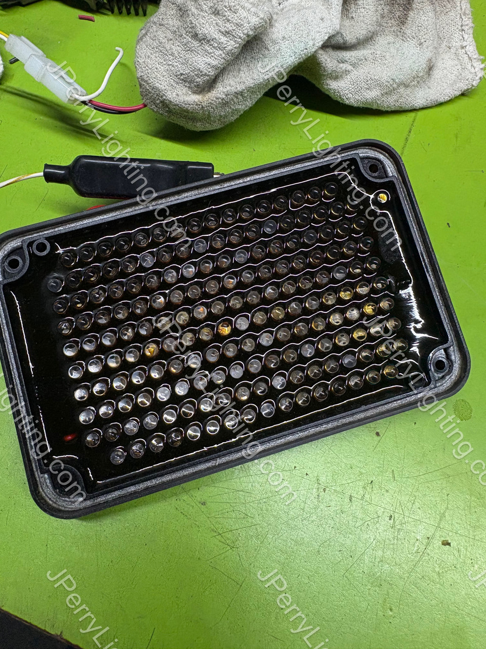 USED Whelen 600 RED 5MM style LED