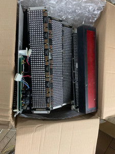 RARE UK 16" MGM01 Messenger RED W/Lens