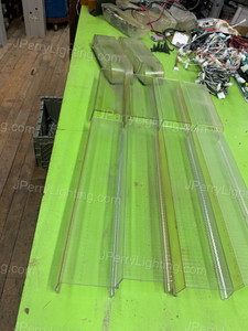 Used CLEAR lens kit for 54" Freedom 12" endcaps