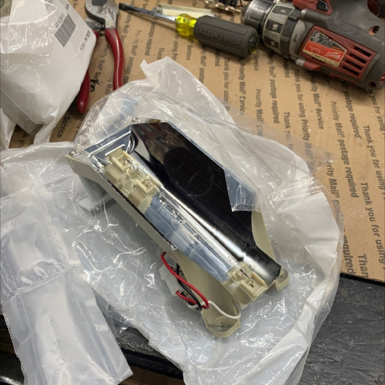 NOS WHELEN EDGE CORNER STROBE TURBO94 LINEAR
