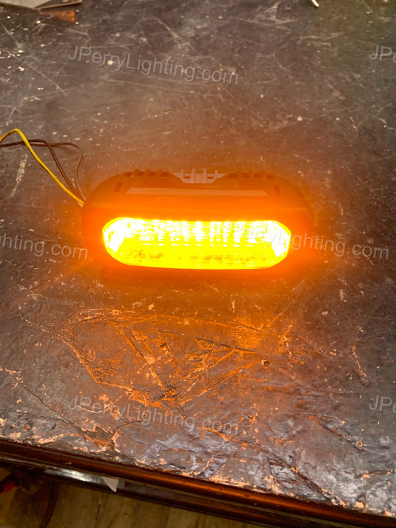 Whelen Single AMBER Avenger 4 wire SYNC