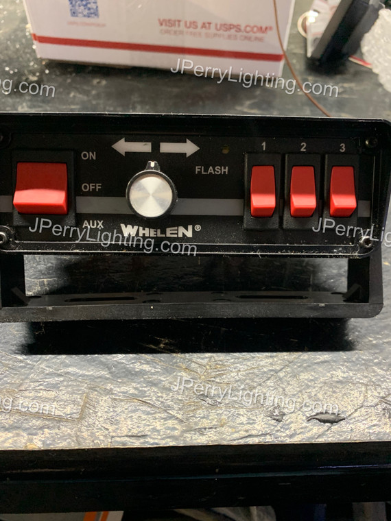 LIKE NEW Whelen Traffic Advisor Controller TADCTL1