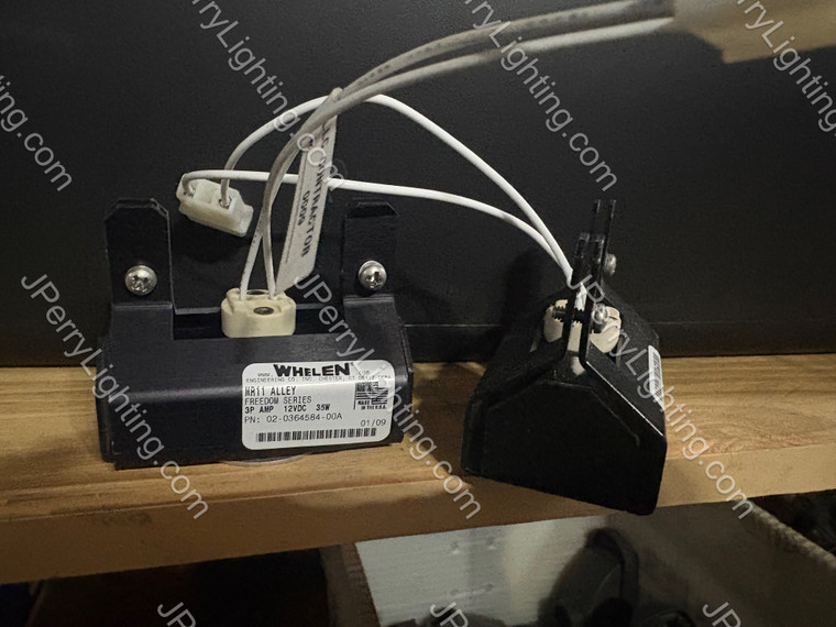Whelen 9M 9U Freedom Single MR11 Halogen alley PAIR