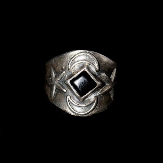 Sterling Silver 925 Onyx Crescent Moon Cigar Band Ring - Size 7