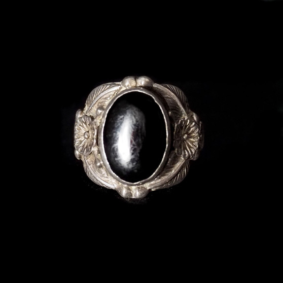 Sterling Silver Onyx Floral Leaf Ring - Size 12