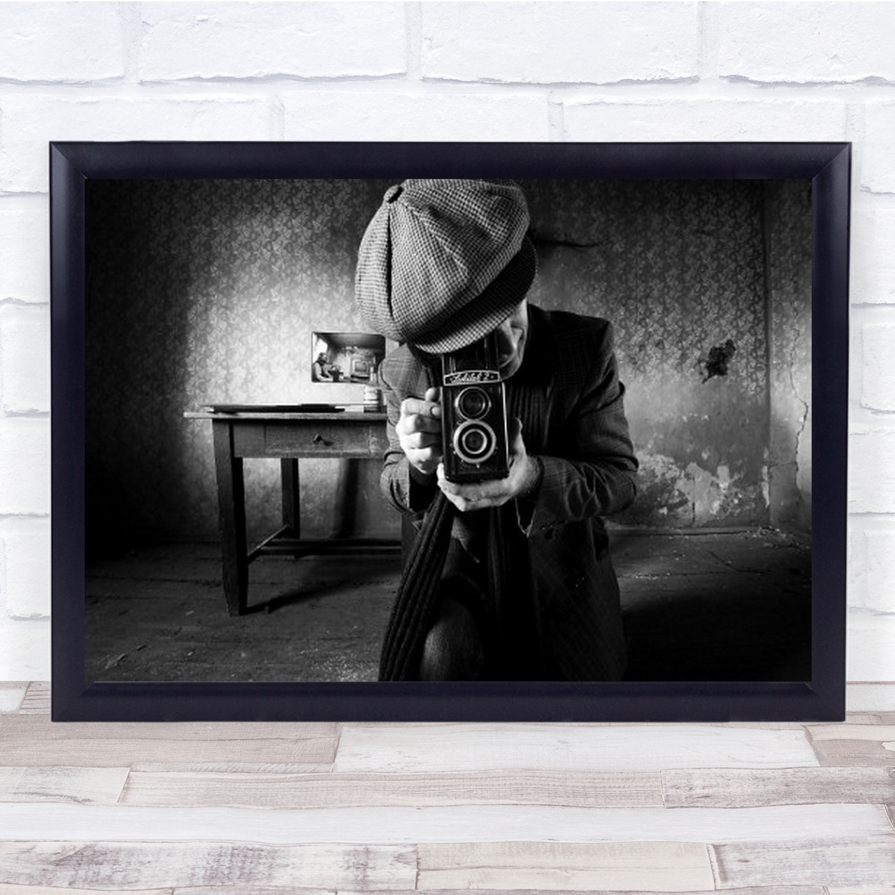 Photo Old Photographer Photography Camera Vintage Retro Room B&W Wall Art  Print