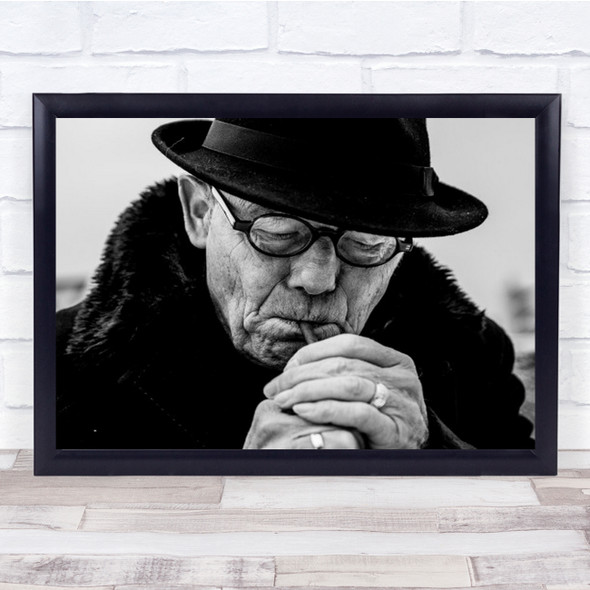 Daddy Old Man Smoke Smoker Smoking Glasses B&W Portrait Age Hat Wall Art Print