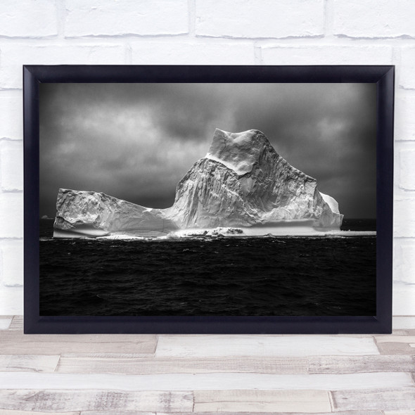 Arctic Greenland Iceberg Buffin-Bay Ice Berg Black & White Kap York Winter Print