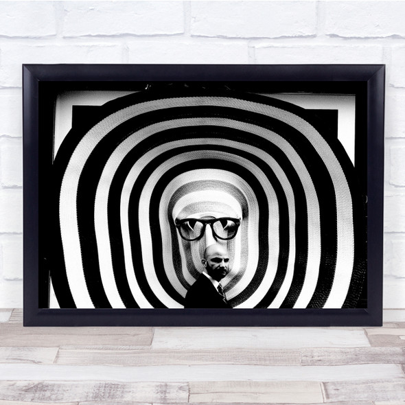 Street Man Wall Spectacles Glasses Vetrin Black White Con Wall Art Print