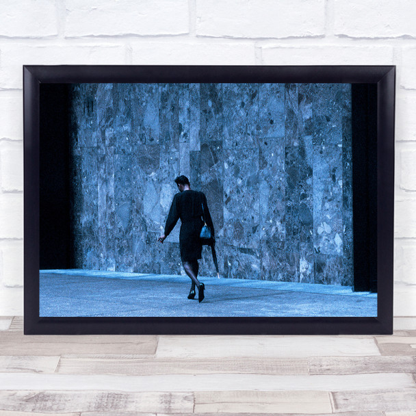 Walking Wall Lady Blues Manhattan A Vanishes Wall Art Print