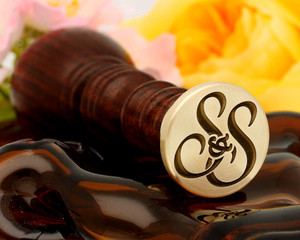 Monogram Initials "S&S" Wax Seal 25mm Monogram Initials "S&S" Wax Seal 25mm