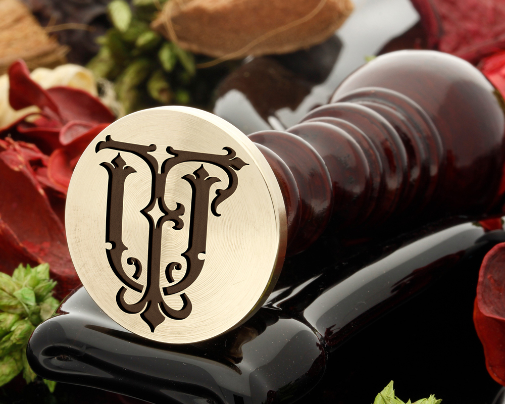 Victorian Monogram U's Victorian Monogram U's