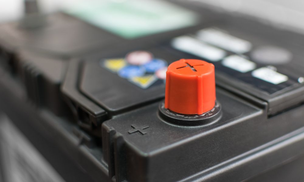 Deep Cycle vs. Normal LeadAcid Battery GMI Energy