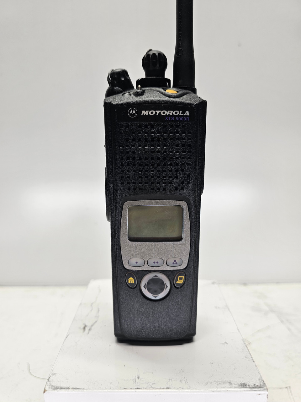 Motorola XTS5000 Model II VHF 136-174 Mhz 1000 Ch P25 Digital