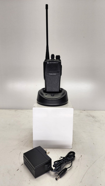Motorola CP200 UHF Radio 16 Channels (438-470 Mhz)