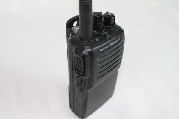 Vertex VX-351-G7-5 UHF 450-520 Mhz 16ch 5W
