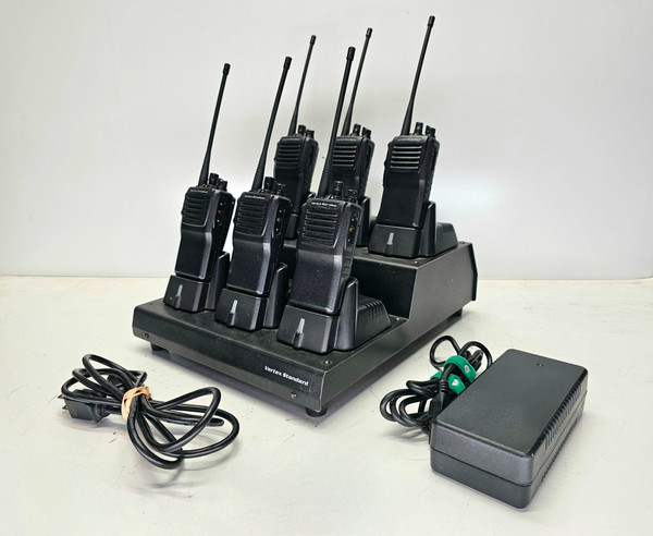 Vertex VX-231-AG7B-5 UHF 450-485 MHz 16 Ch 5W (6-PACK w/ Gang Charger)