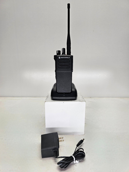 Motorola XPR7350e UHF 403-527MHz 32 Channel 4 Watt (Capable Model)