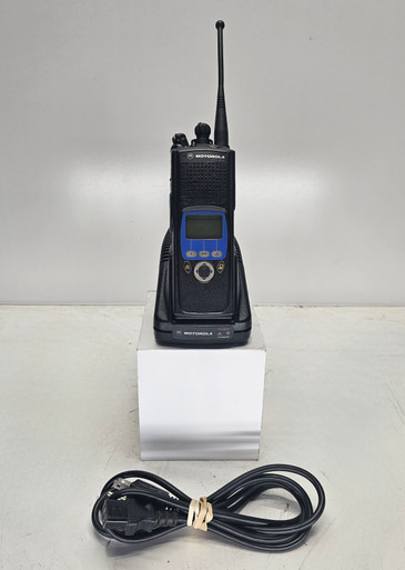 Motorola XTS5000 Model II UHF 450-520 Mhz 1000 Ch P25 Digital - FAIR  CONDITION