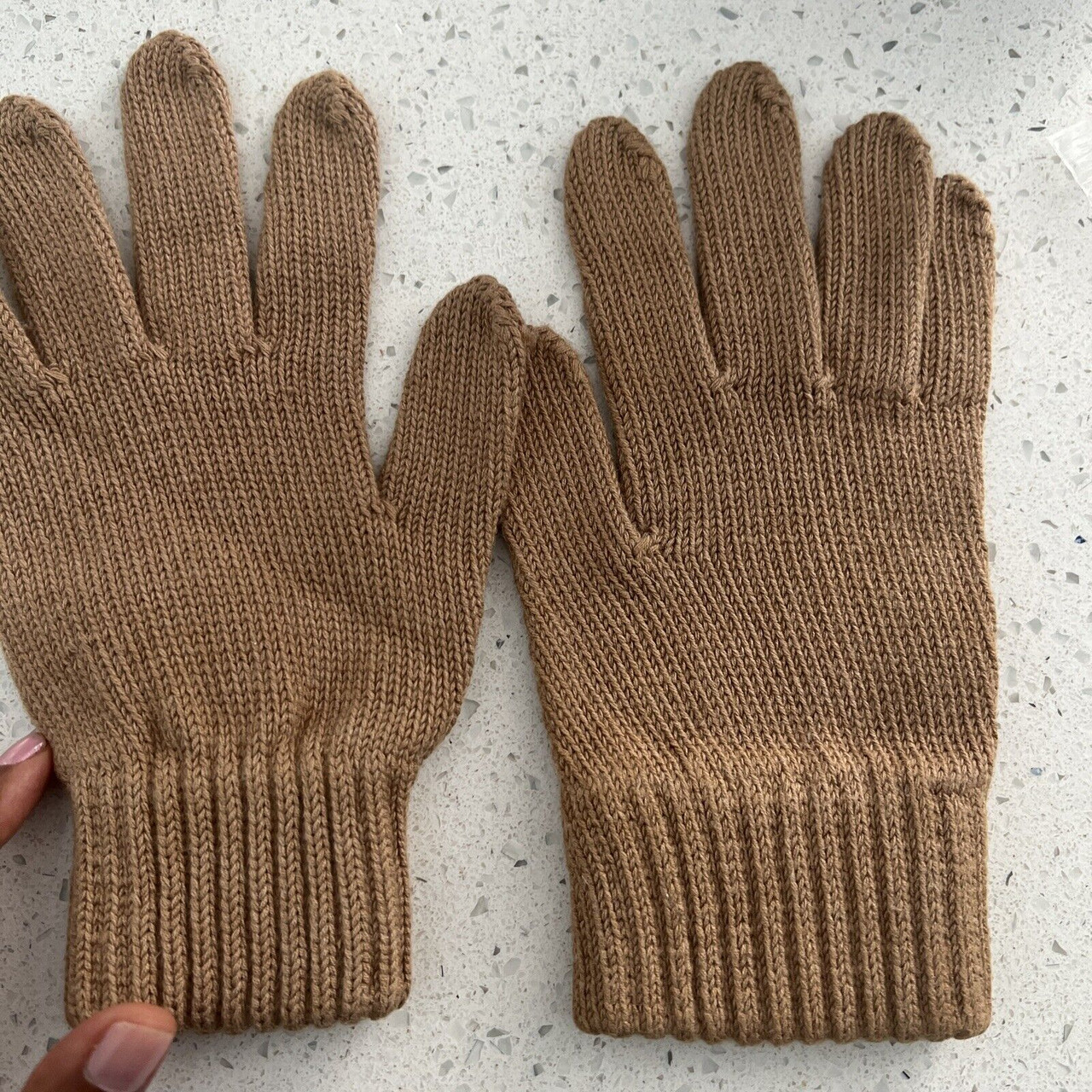 Cottonique Hypoallergenic Gloves Made from 100% Palestine
