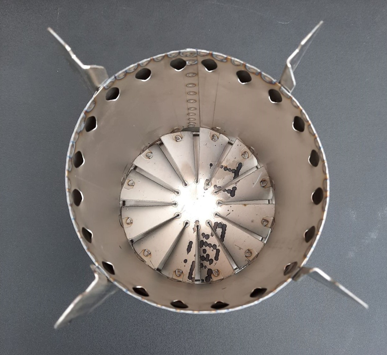 【Four Dog Stove】 ブッシュクッカー LT-2+ファイヤーキット Get your titanium Bushcooker from Four Dog Stove--works like