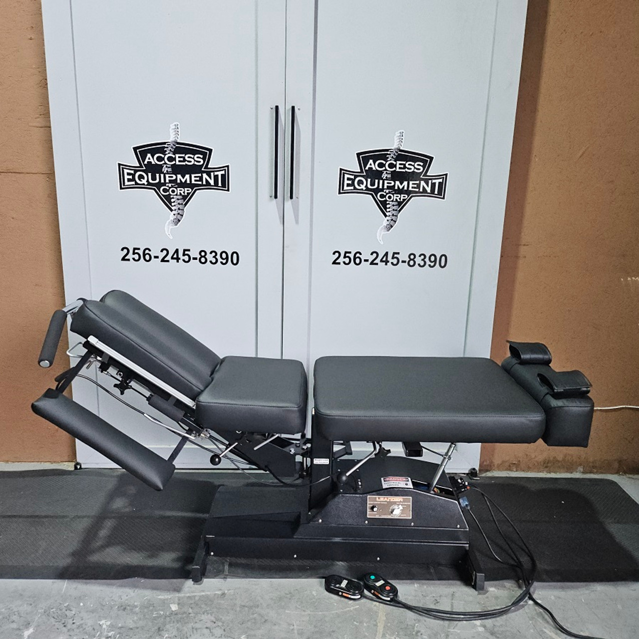 2018 Leander 950 Auto Flexion Elevation Table  with 3 Drops 
