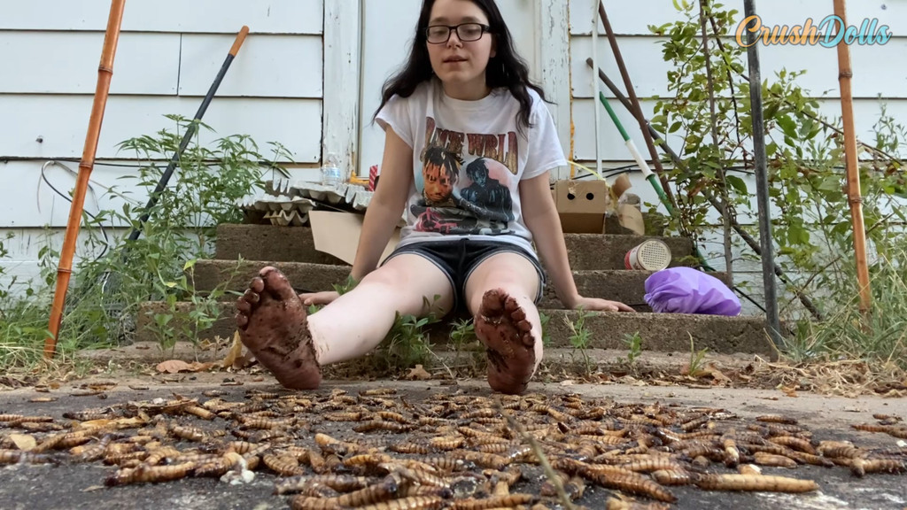 Anna crushes 1,000 bugs with her bare feet.