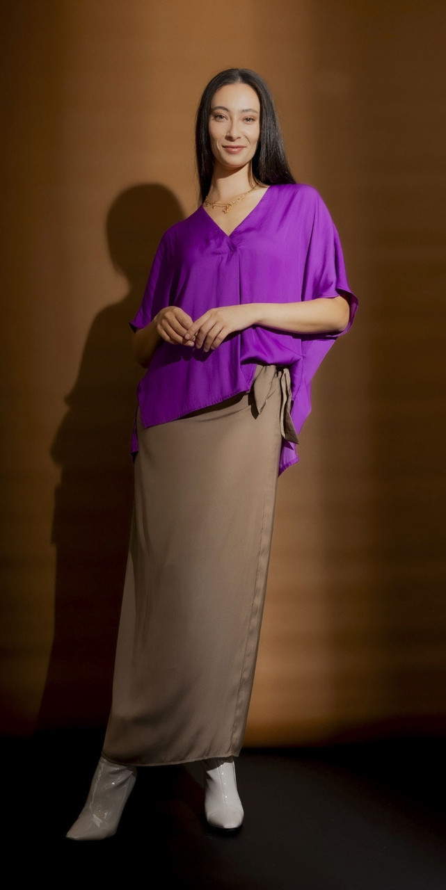 OI - JAN - Magenta Bondi with Cocoa Skirt