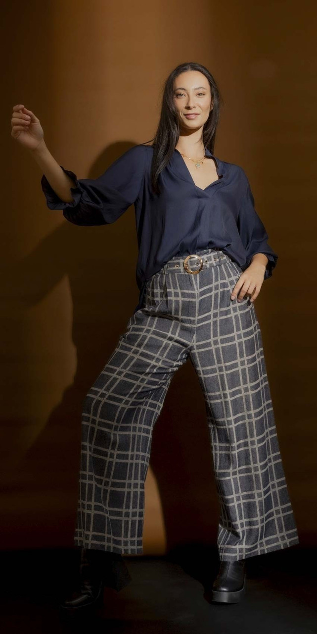 OI - JAN - Check Navy Pants with Navy Blogger