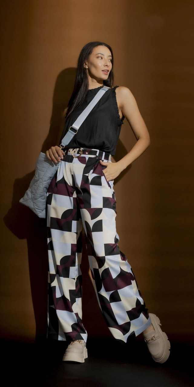 OI - JAN - Black Cami with Retro Cleo Pant