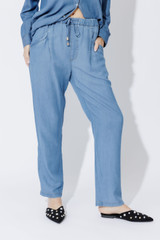 Mid Denim Tencel Dart Pant