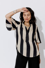 Black/Beige Fluted Blogger Shirt