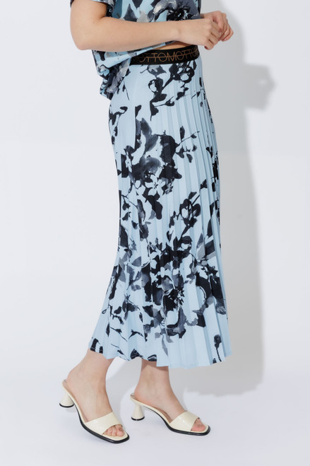 Blue Floral Pleat Skirt