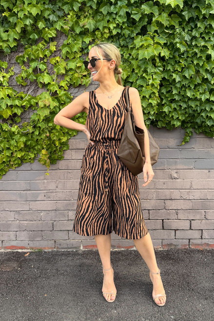 Black/Tan Cargo Shorts