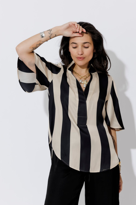 Black/Beige Fluted Blogger Shirt