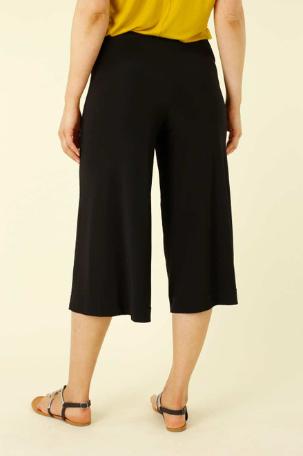 Black Classic Wide Long Short - FINAL SALE