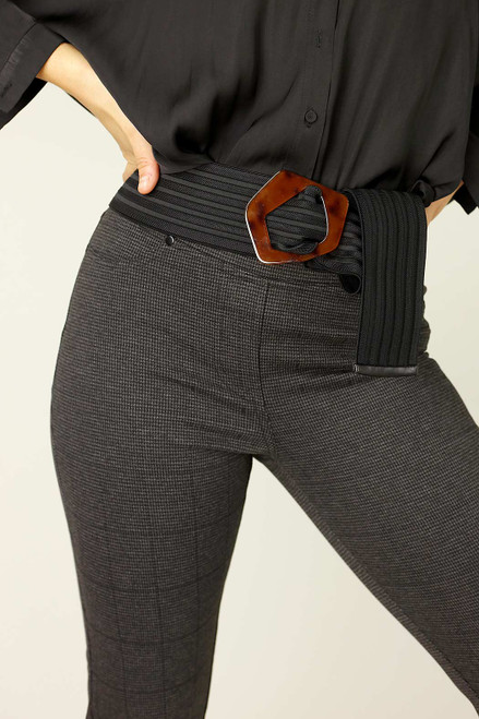 Abstract Jean Belt