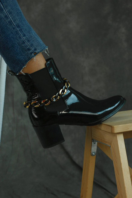 Black & Gold Boot Chain
