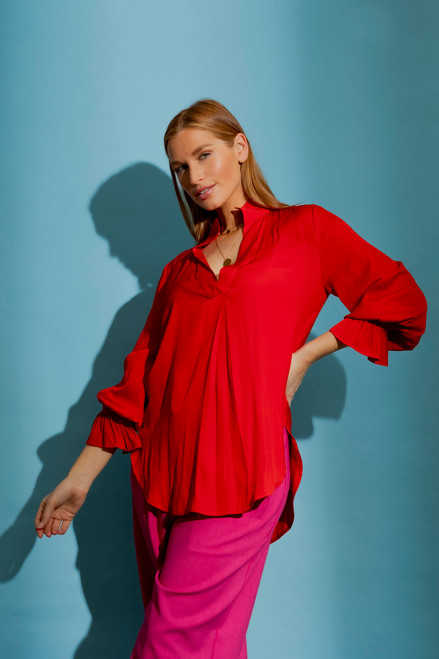 Original Red Femme Blogger Shirt