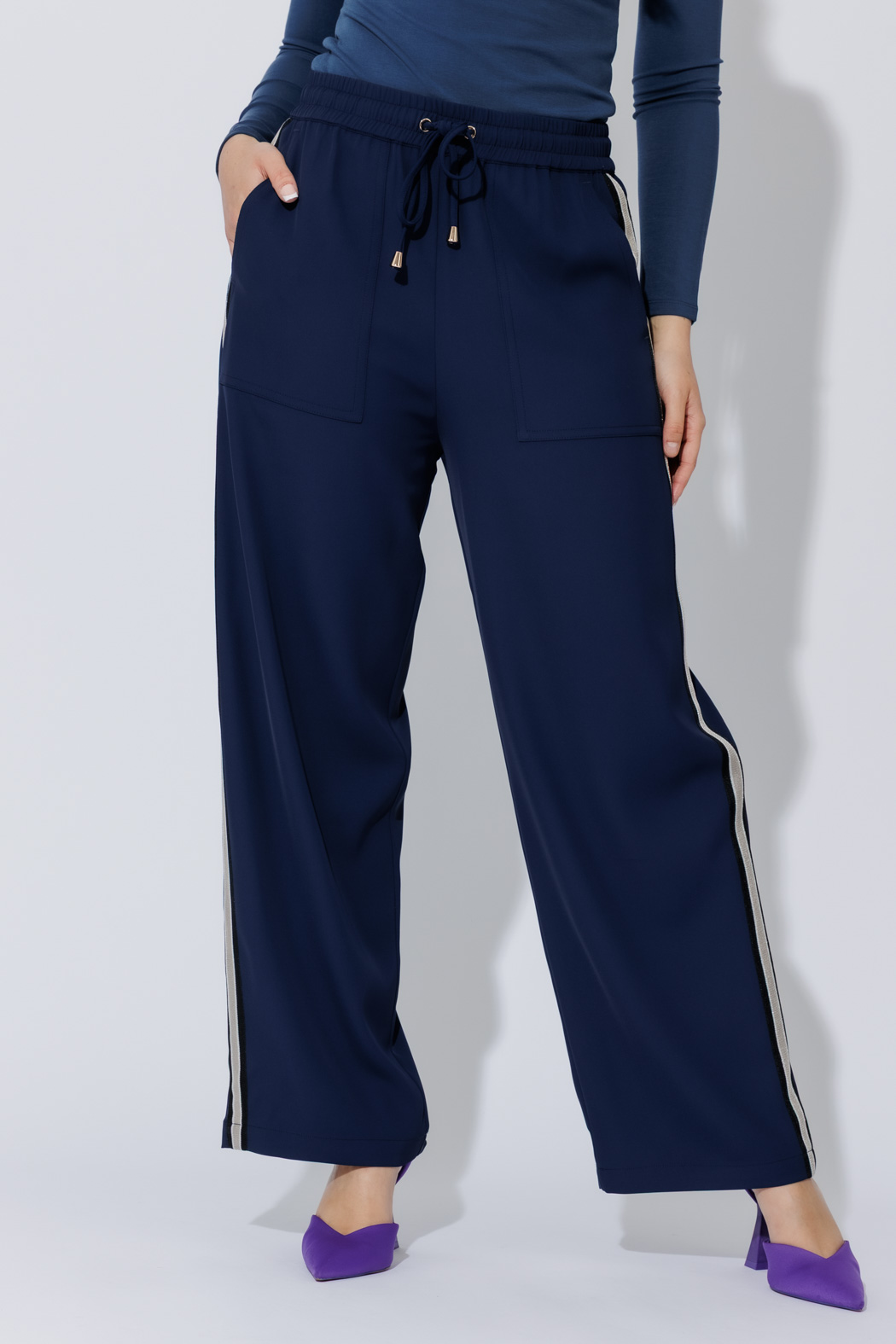 スーツ SEEALL: EASY PANTS NAVY STRIPE s-l1200.png