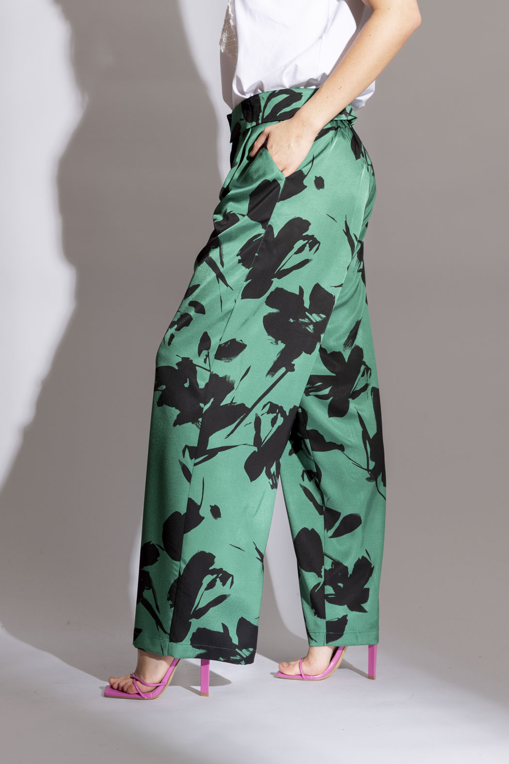 Green/Black Paperbag Pants SALE Motto1