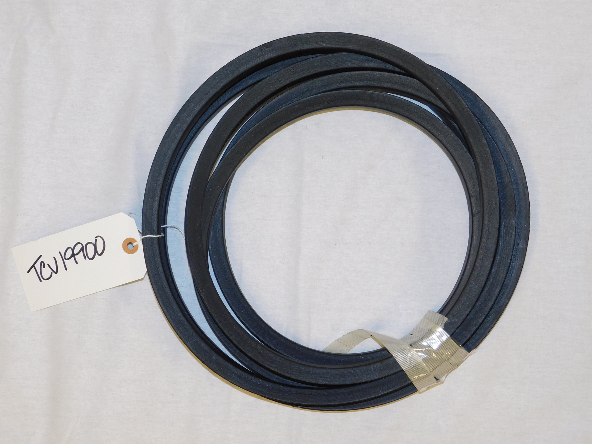 John Deere Original Equipment VBelt GX26422