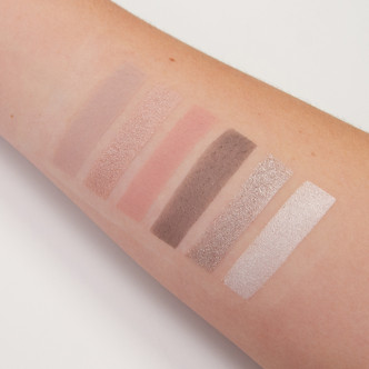 Cold Embrace Eyeshadow Bundle