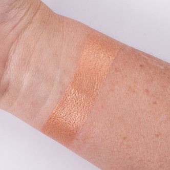 Enchanted Light - Cream Highlighter
