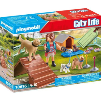 Playmobil dog trainer gift set